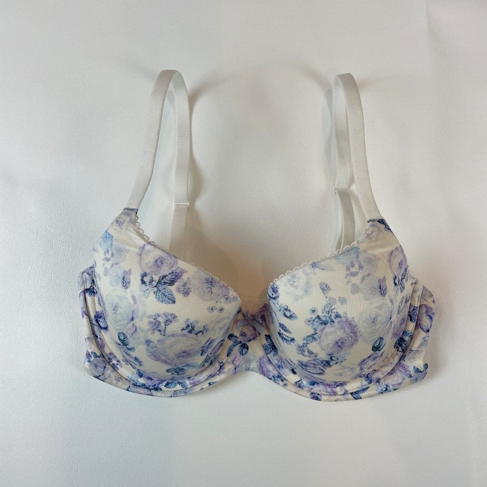 NWOT Victoria's Secret Bra 32DD Body By Victoria Lined Demi White Floral